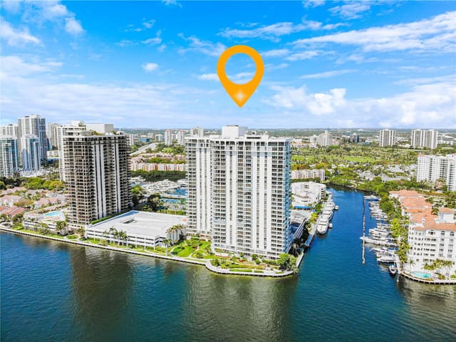 19707 Turnberry Way 10AB, Aventura, FL 33180
