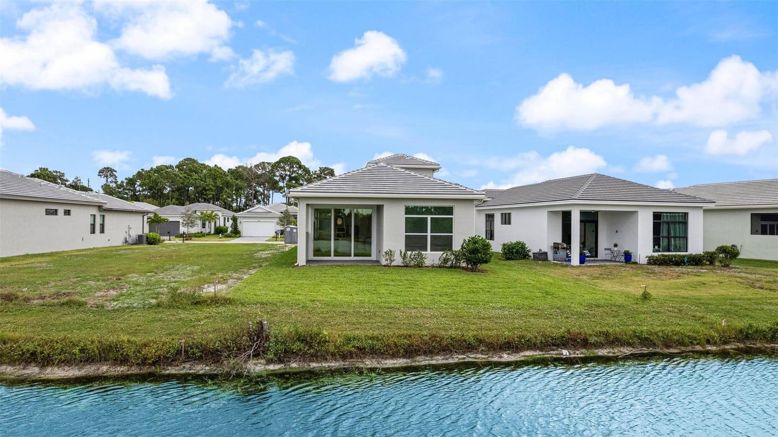 233 SE Via Sangro, Port St. Lucie, FL 34952 photo 14