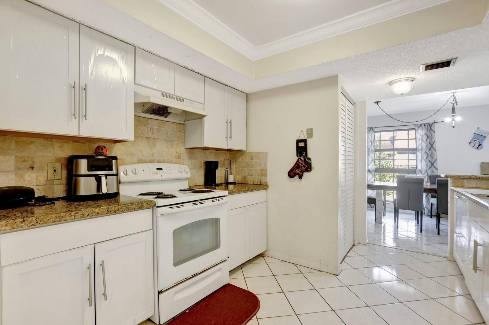 5570 NW 44th Street 518a — photo 2