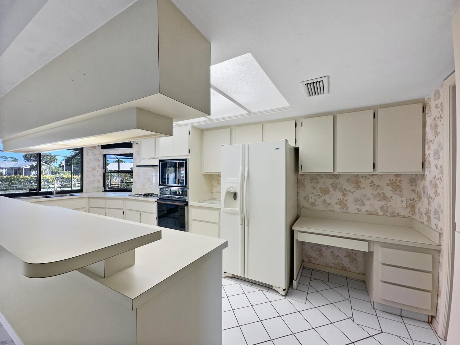 5506 Echo Pines Circle W, Fort Pierce, FL 34951 photo 4