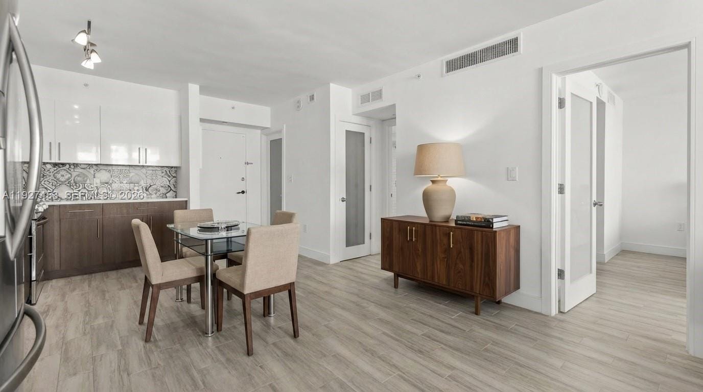100 Lincoln Road 643, Miami Beach, FL 33139 photo 15