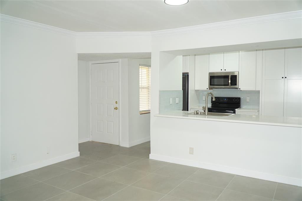 11574 NW 44th Street 11574 — photo 2