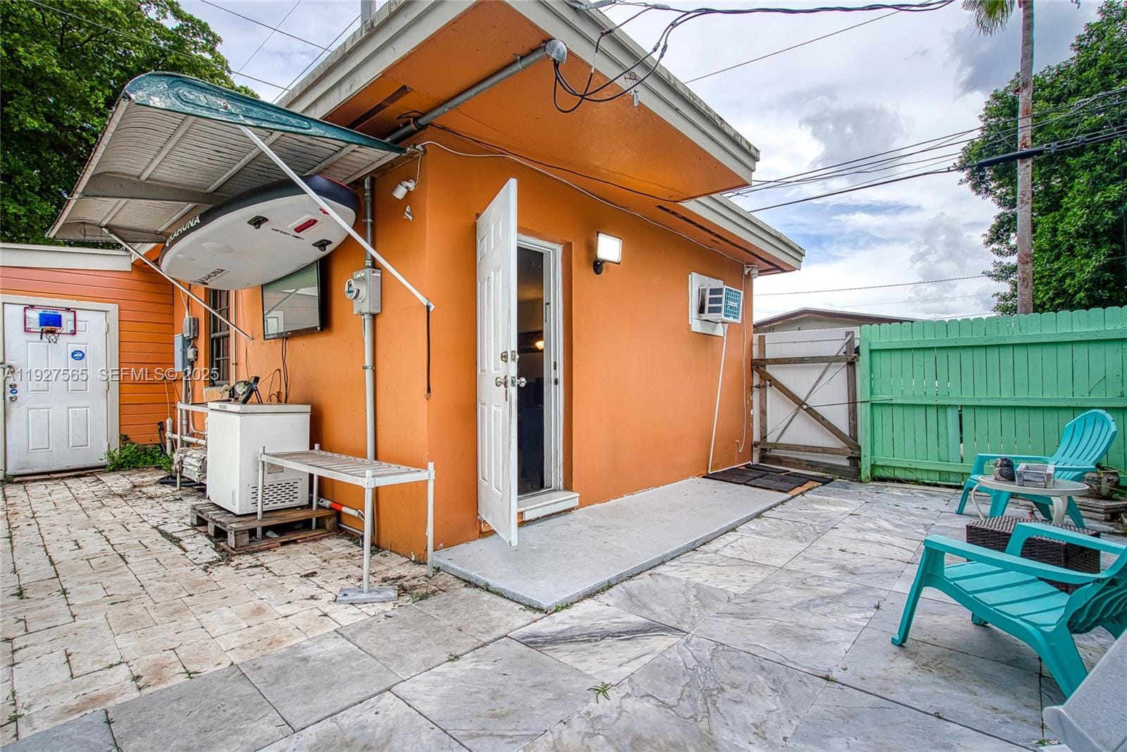 2516 Cleveland Street, Hollywood, FL 33020 photo 6
