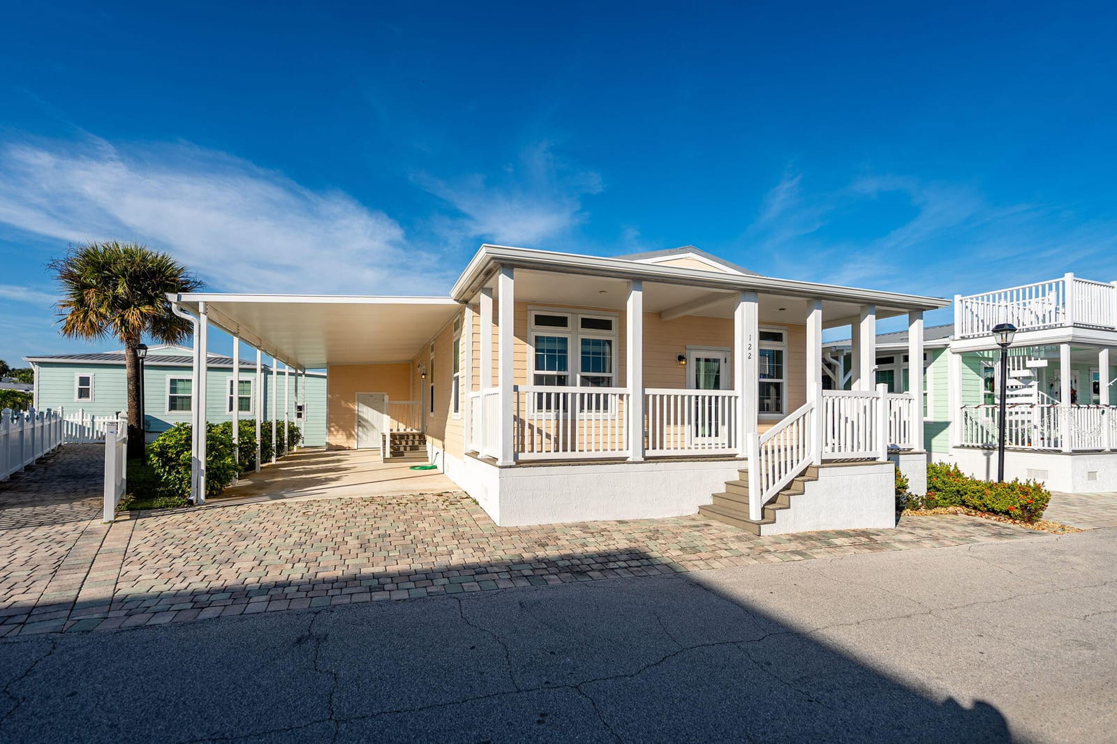 122 NE Bay Drive, Jensen Beach, FL 34957 photo 2