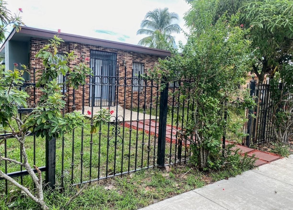 1105 NE 112th Street, Miami, FL 33161 photo 2