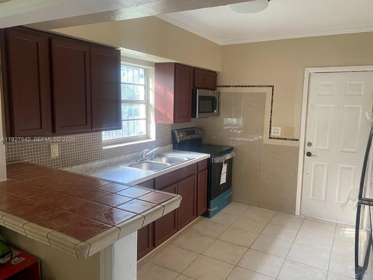 1105 NE 112th Street, Miami, FL 33161 photo 3
