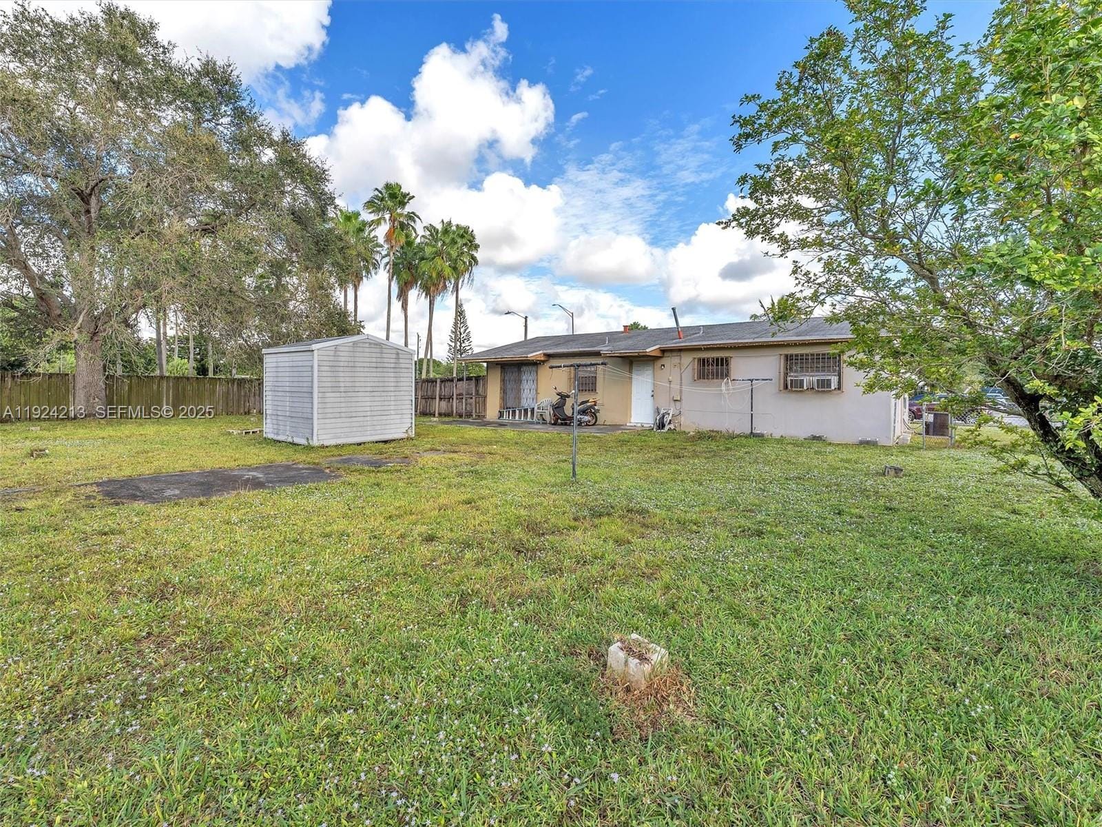 19820 NW 39th Avenue, Miami Gardens, FL 33055 photo 25