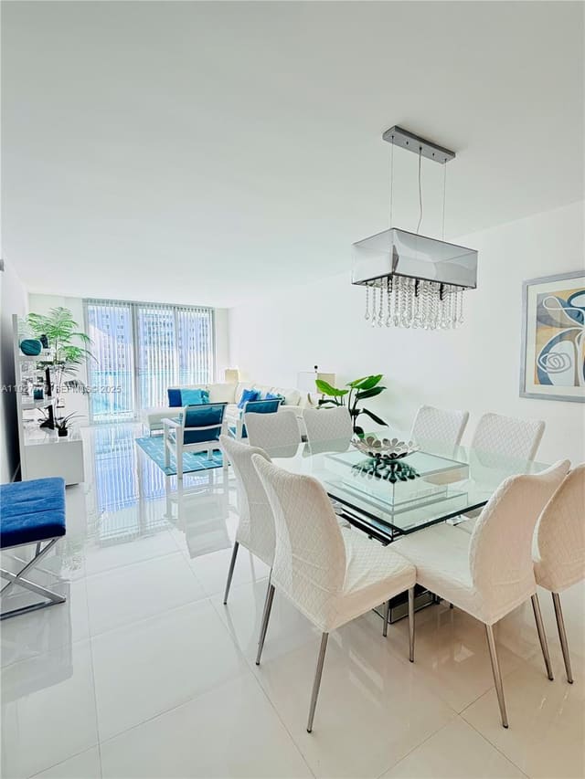 19370 Collins Avenue 902, sold in Ocean Reserve Condo, Sunny Isles Beach, FL