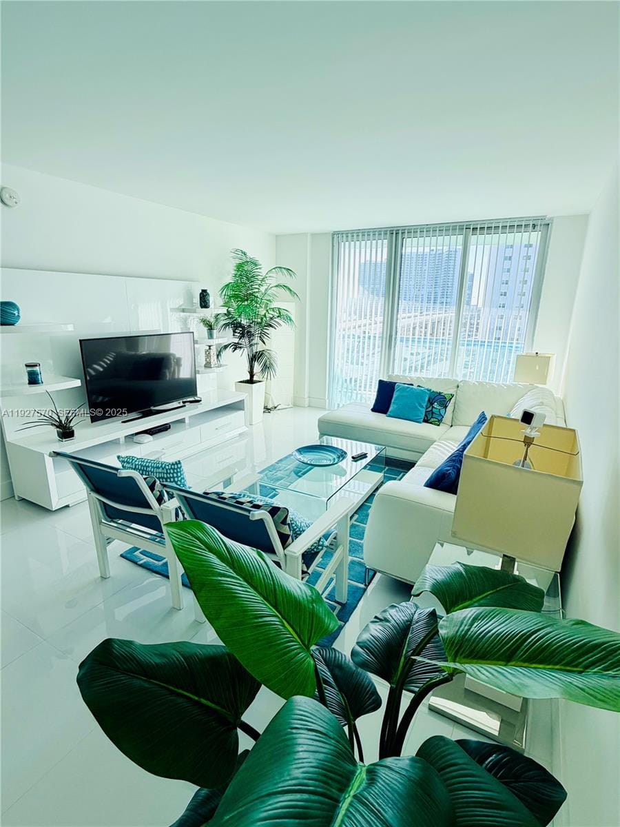 19370 Collins Avenue 902, Sunny Isles Beach, FL 33160 photo 11