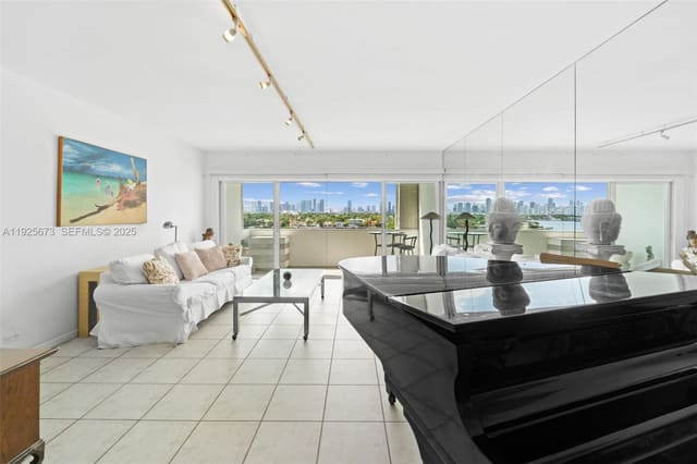 3 Island Avenue 08H, sold in 3 Island Avenue, Miami Beach, FL
