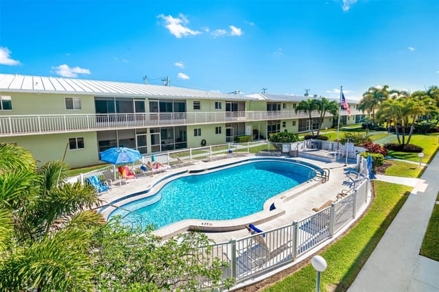 2100 NE 38th 236, Lighthouse Point, FL 33064