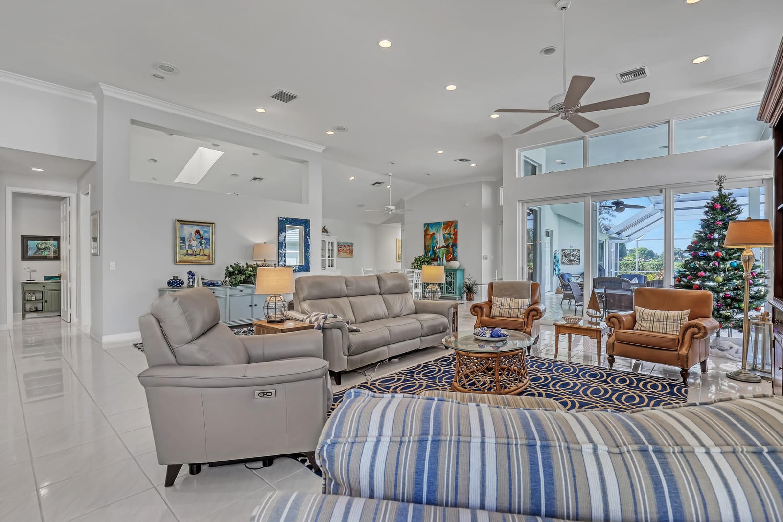 201 Orange Tree Drive, Atlantis, FL 33462 photo 8