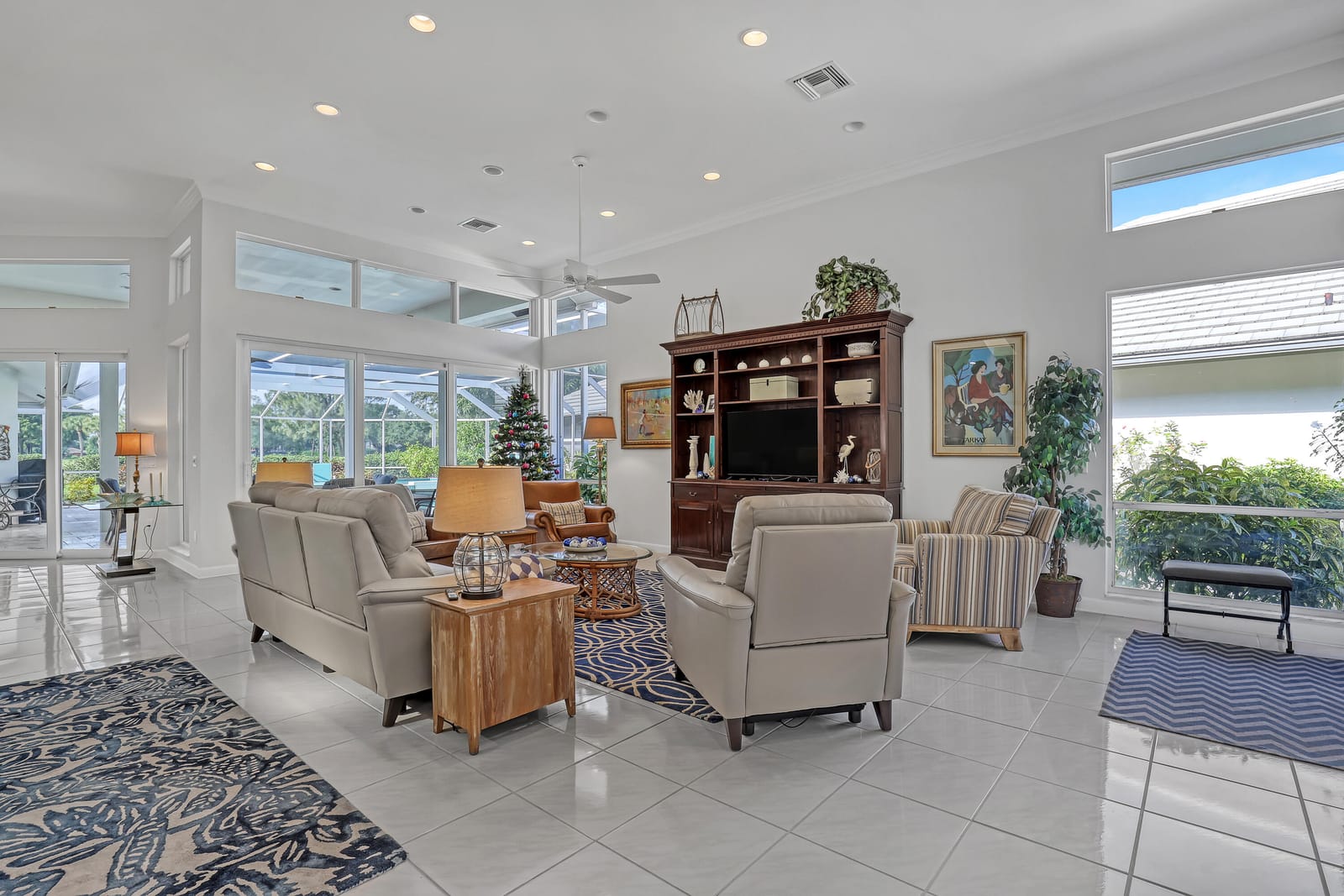 201 Orange Tree Drive, Atlantis, FL 33462 photo 9