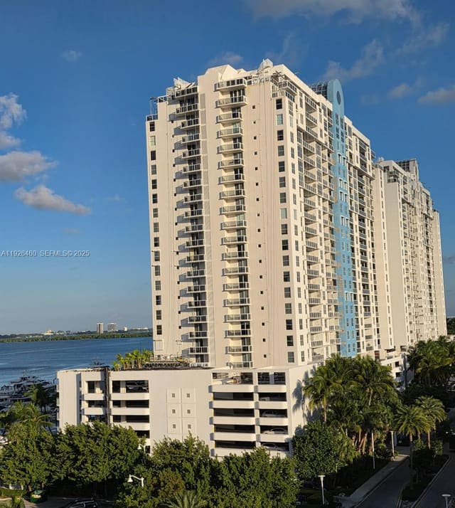 1800 Sunset Harbour Drive 1808, sold in Sunset Harbour South Cond, Miami Beach, FL