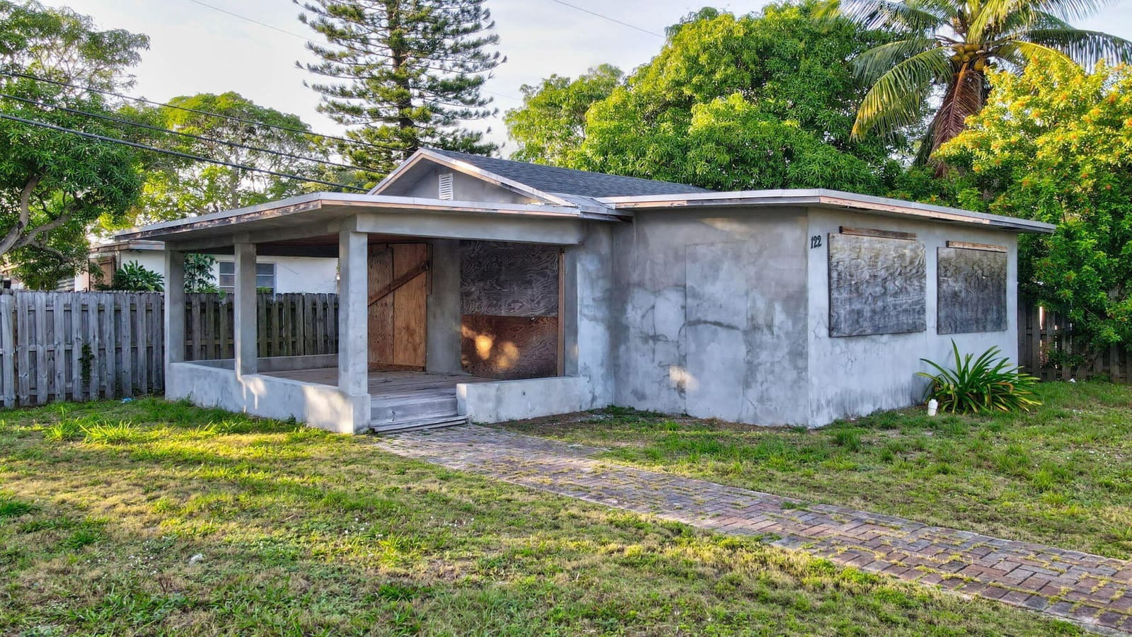 122 SW 8th Avenue — photo 3
