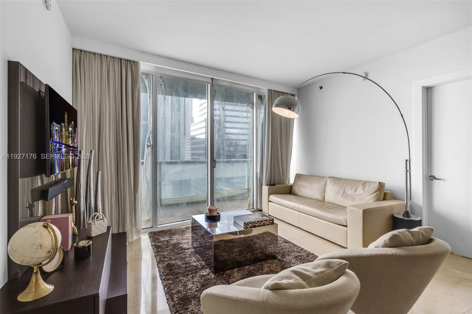 495 Brickell Avenue 2405, Miami, FL 33131 photo 11