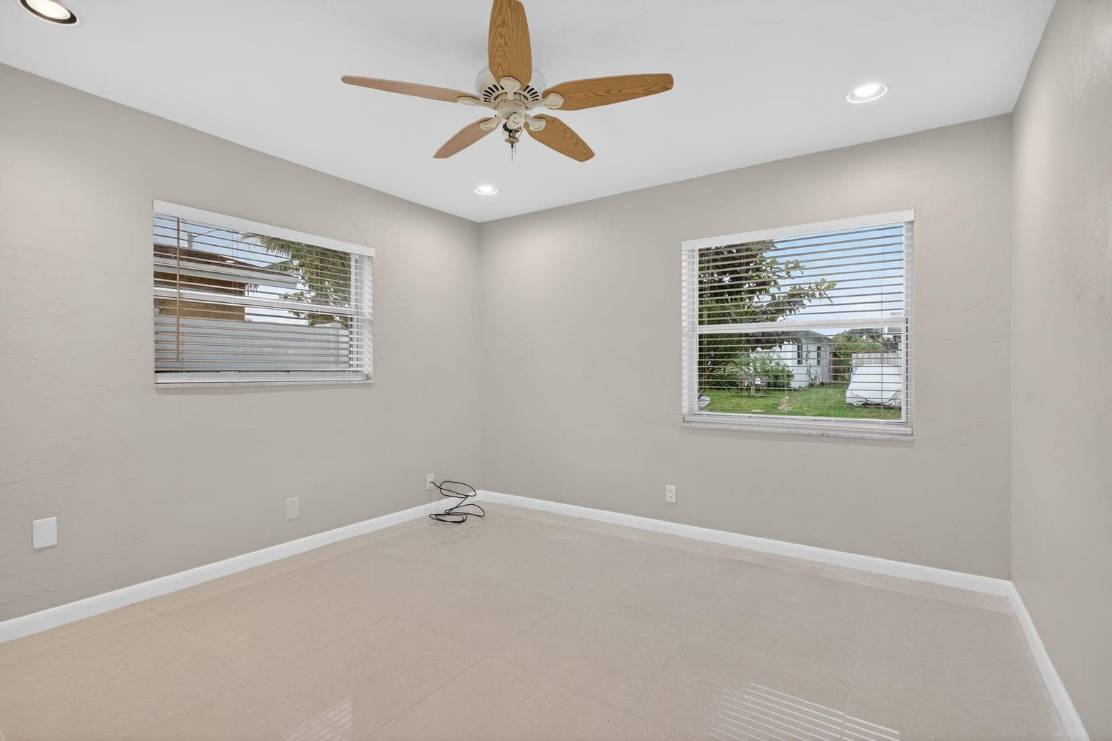 8709 NW 57th Drive, Tamarac, FL 33321 photo 9