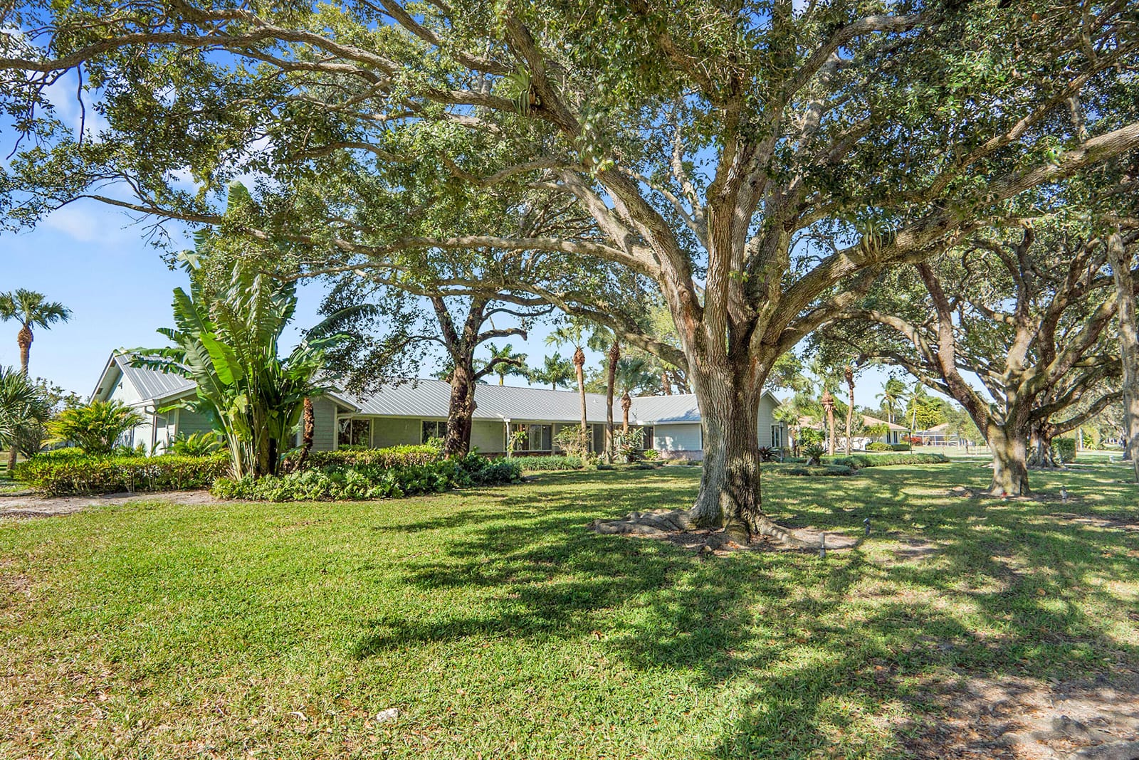 8631 Steeplechase Drive, Palm Beach Gardens, FL 33418 photo 2