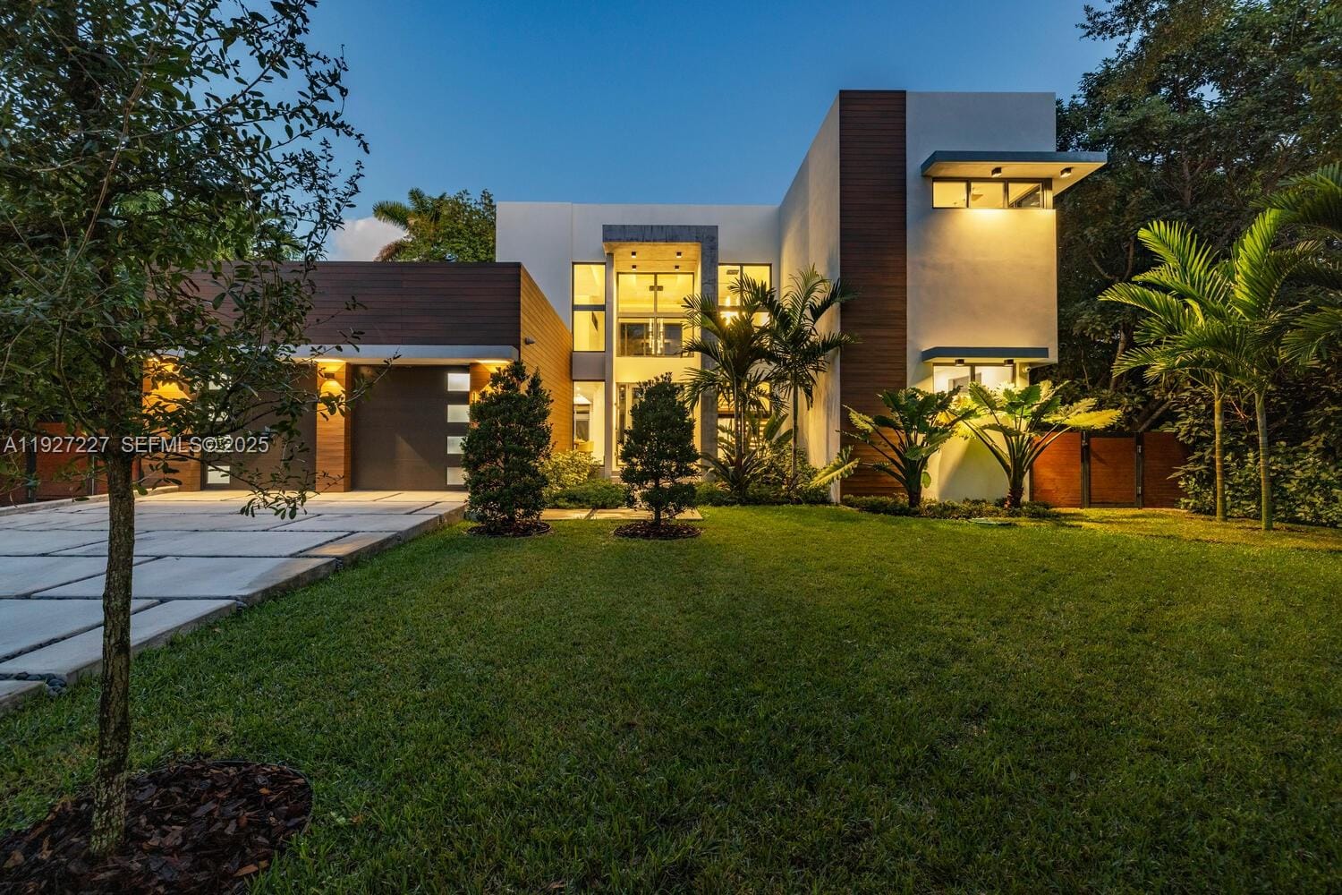 11143 NE 8th Avenue, Biscayne Park, FL 33161 photo 24