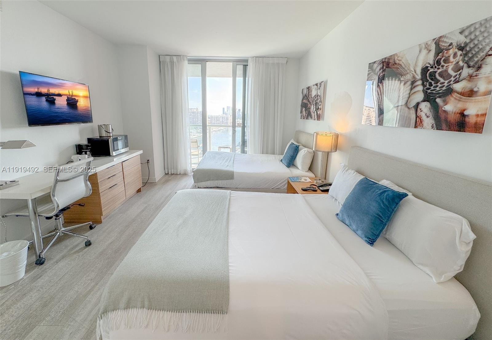 2602 E Hallandale Beach Boulevard R1807, Hallandale Beach, FL 33009 photo 15