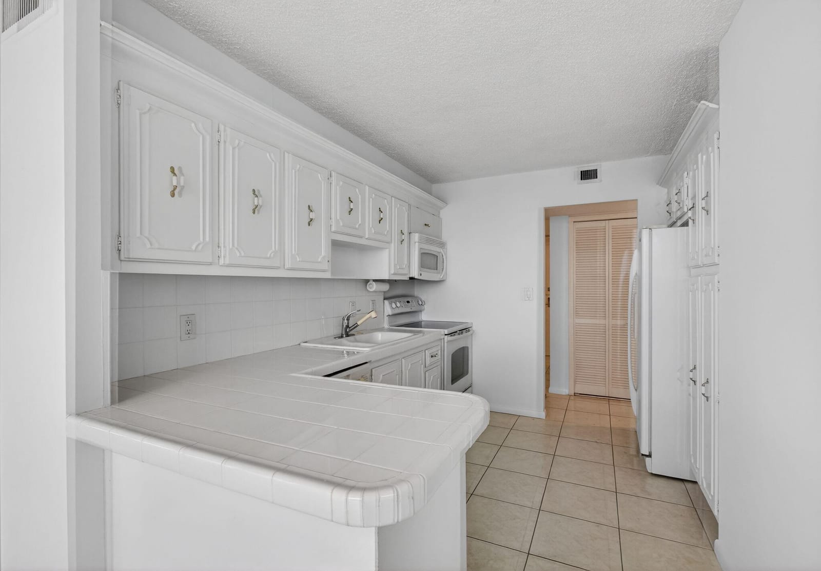 4200 N Ocean Drive 2-1606, Riviera Beach, FL 33404 photo 22