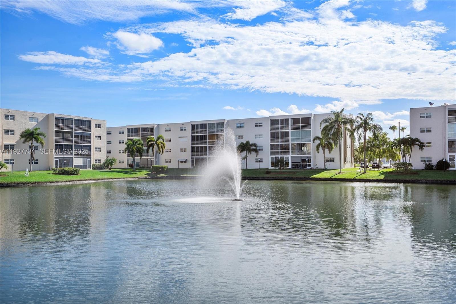 324 SE 10th Street 203, Dania Beach, FL 33004, Dania Beach