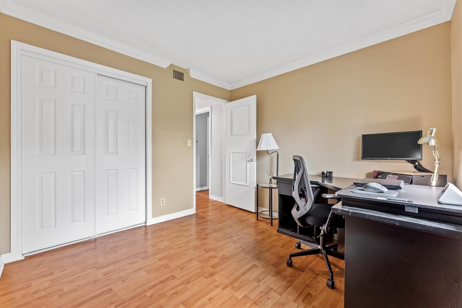 2761 S Oakland Forest Drive 204, Oakland Park, FL 33309 photo 15
