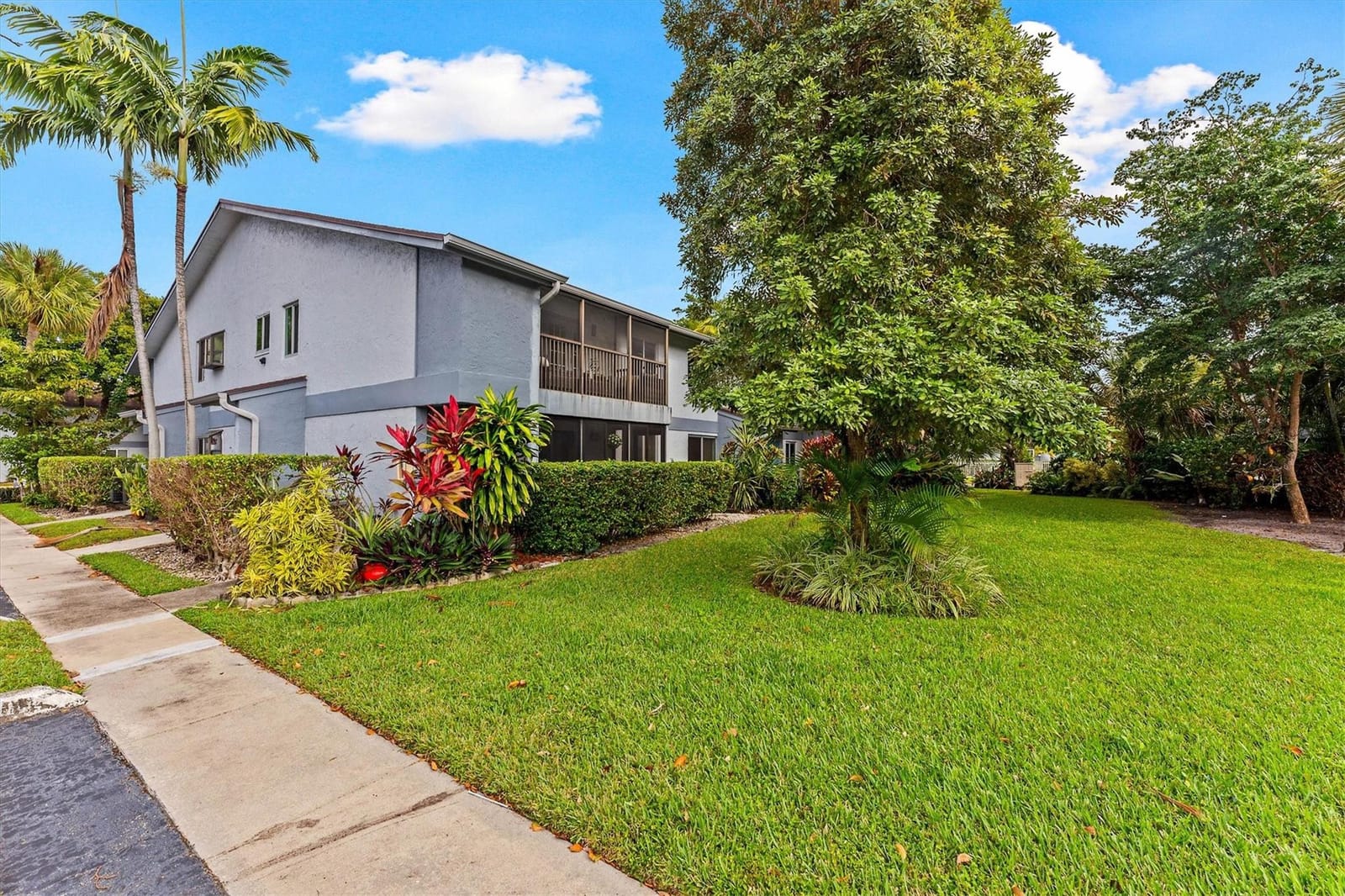 2761 S Oakland Forest Drive 204, Oakland Park, FL 33309 photo 19