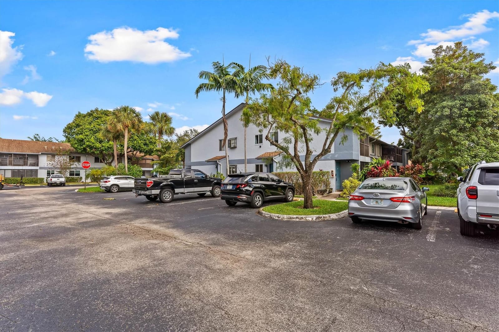 2761 S Oakland Forest Drive 204, Oakland Park, FL 33309 photo 20