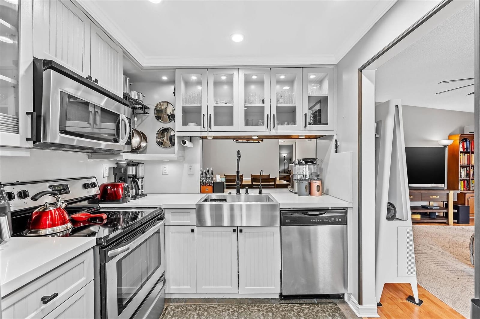 2761 S Oakland Forest Drive 204 — photo 5