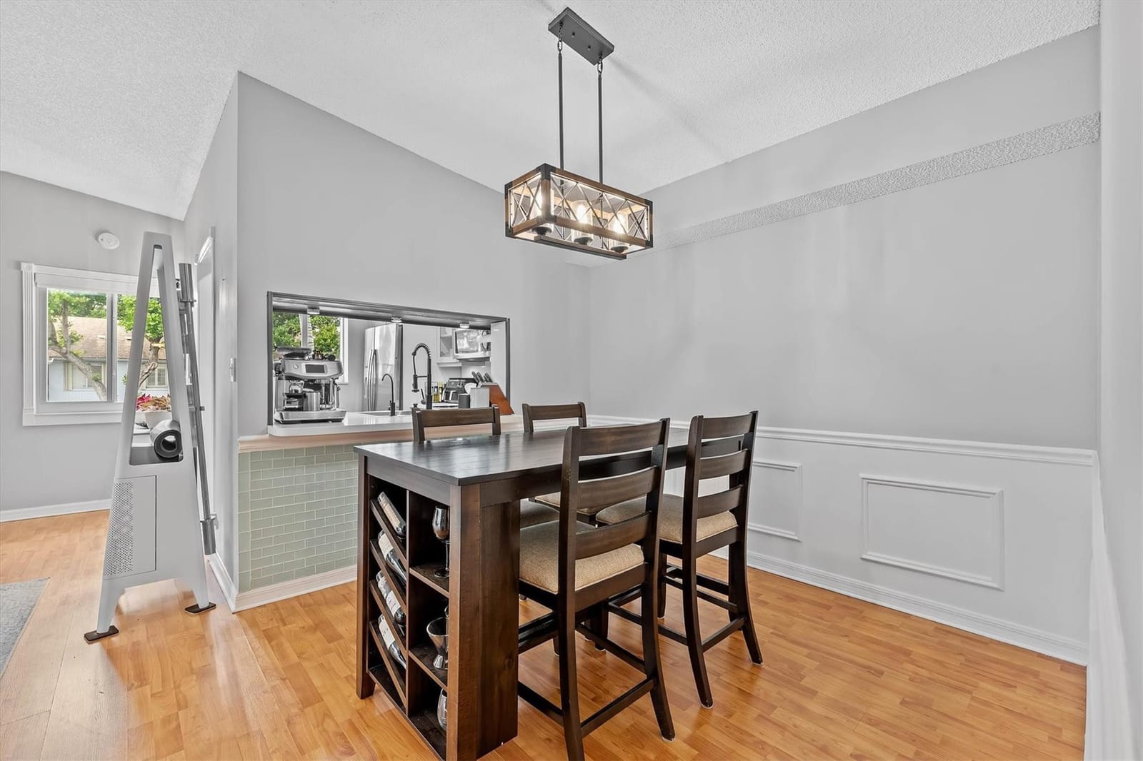 2761 S Oakland Forest Drive 204 — photo 7