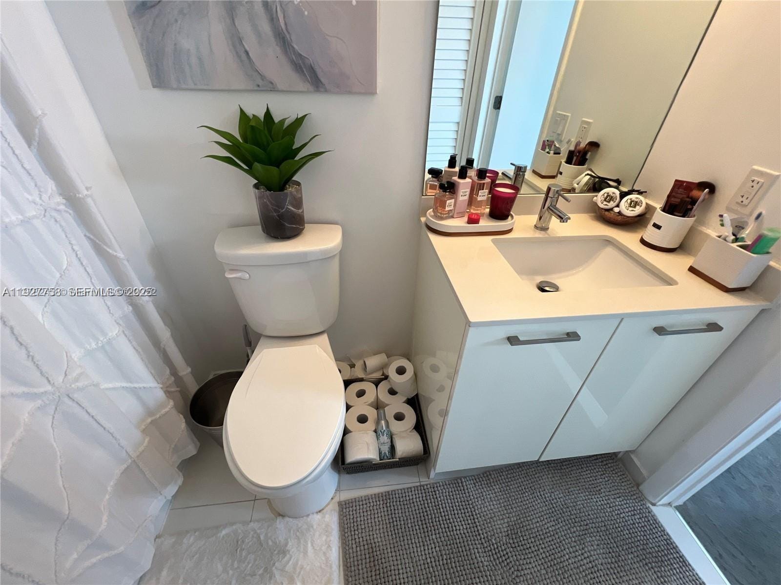 151 SE 1st Street 702, Miami, FL 33131 photo 2