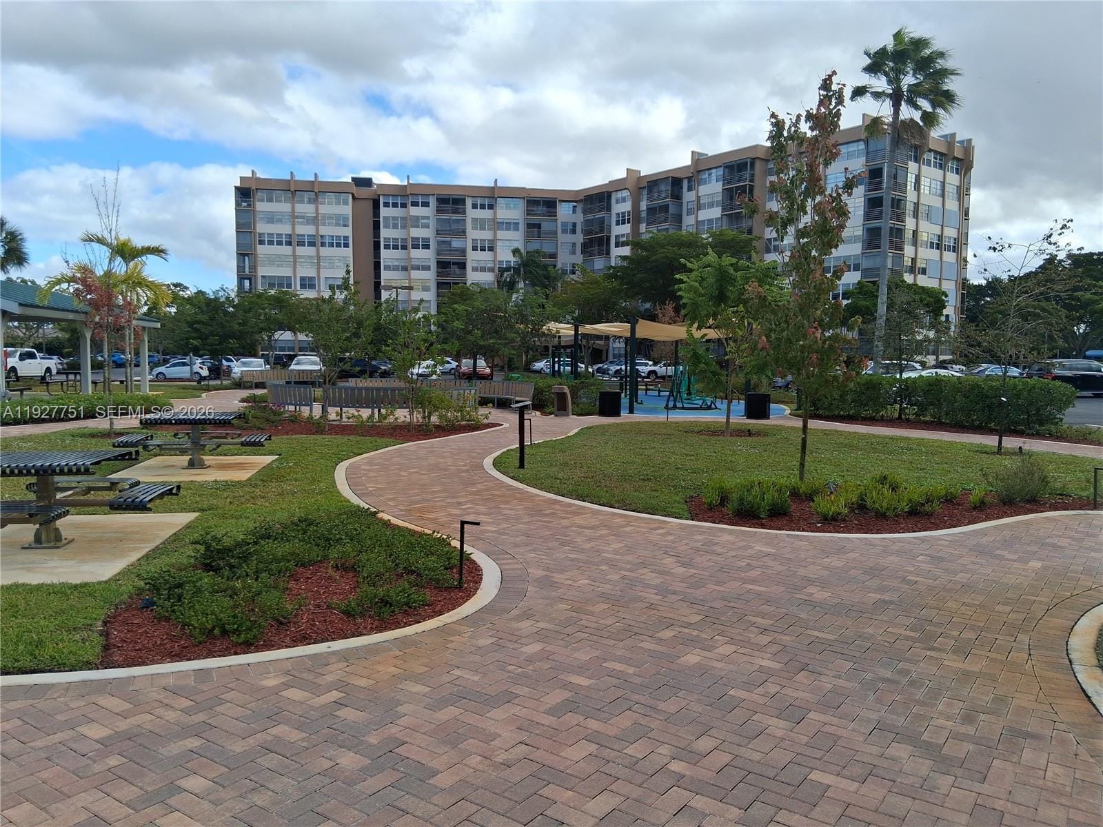 1000 Saint Charles Place L2, Pembroke Pines, FL 33026 photo 25
