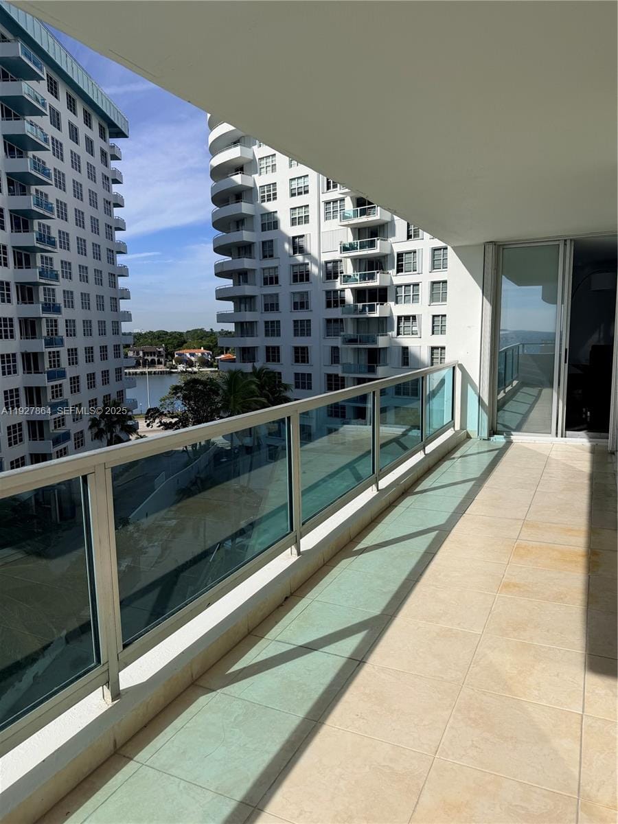 5151 Collins Avenue 730 + DEN, Miami Beach, FL 33140 photo 18