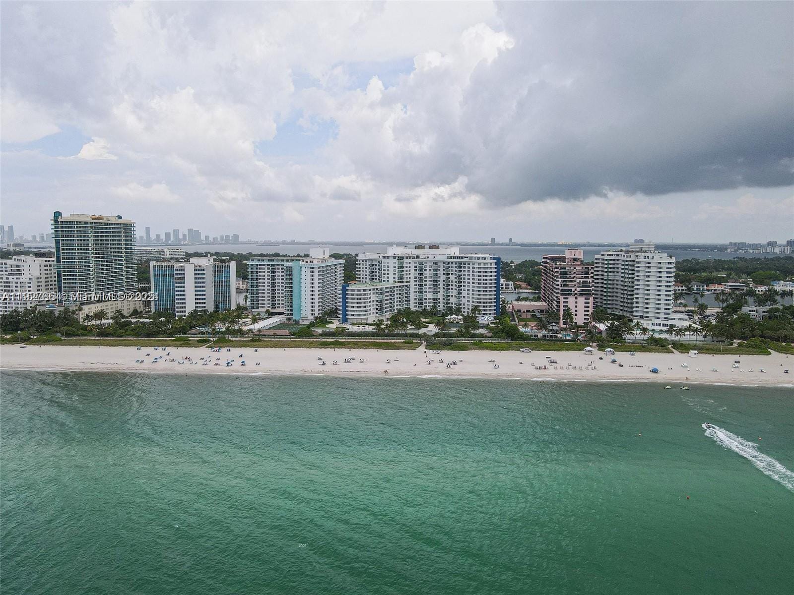 5151 Collins Avenue 730 + DEN, Miami Beach, FL 33140 photo 25