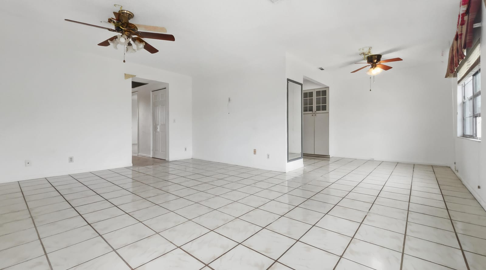 101 SW 132nd Way 418J — photo 3