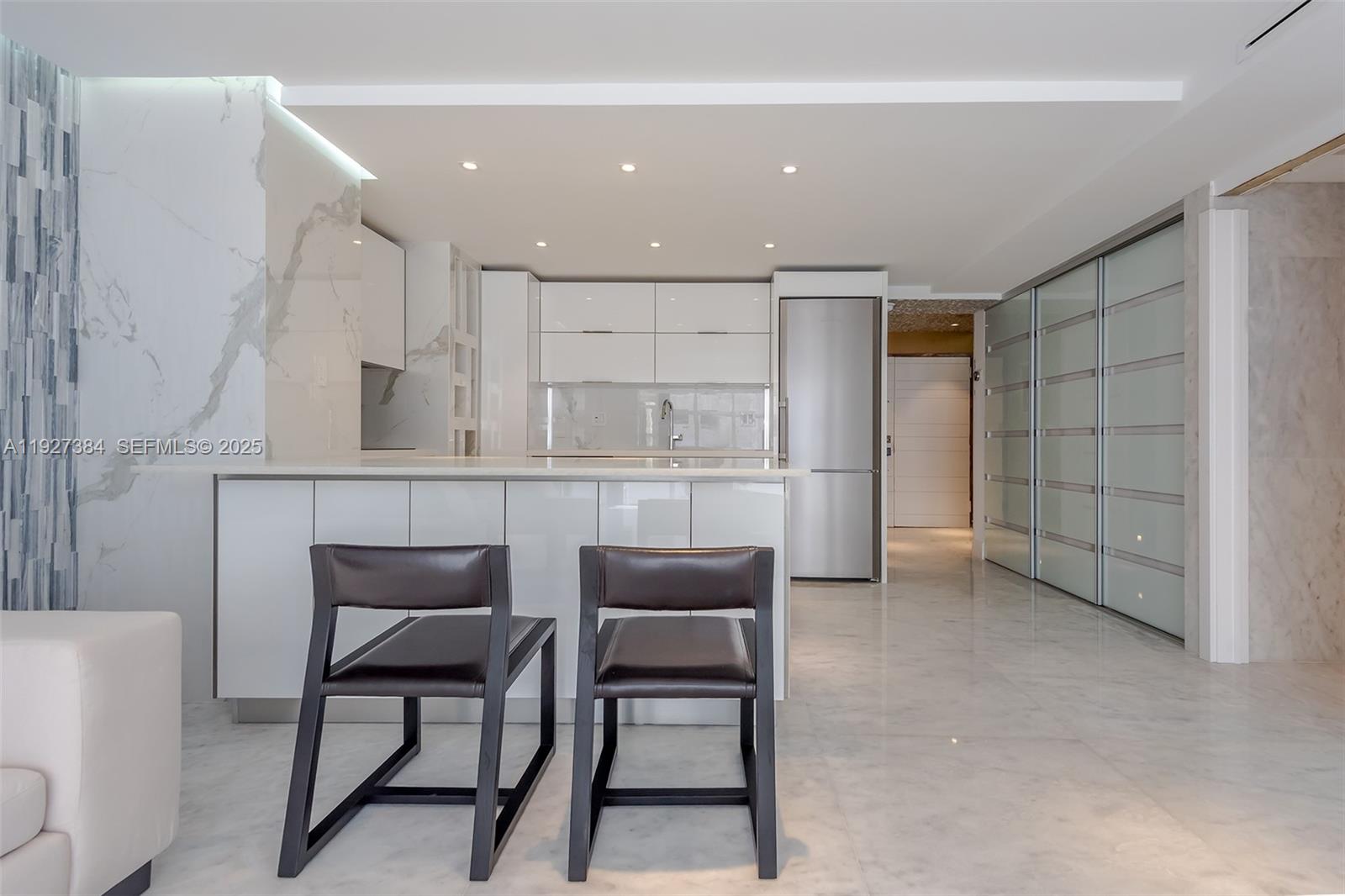 6423 Collins Avenue 304, Miami Beach, FL 33141, Miami Beach