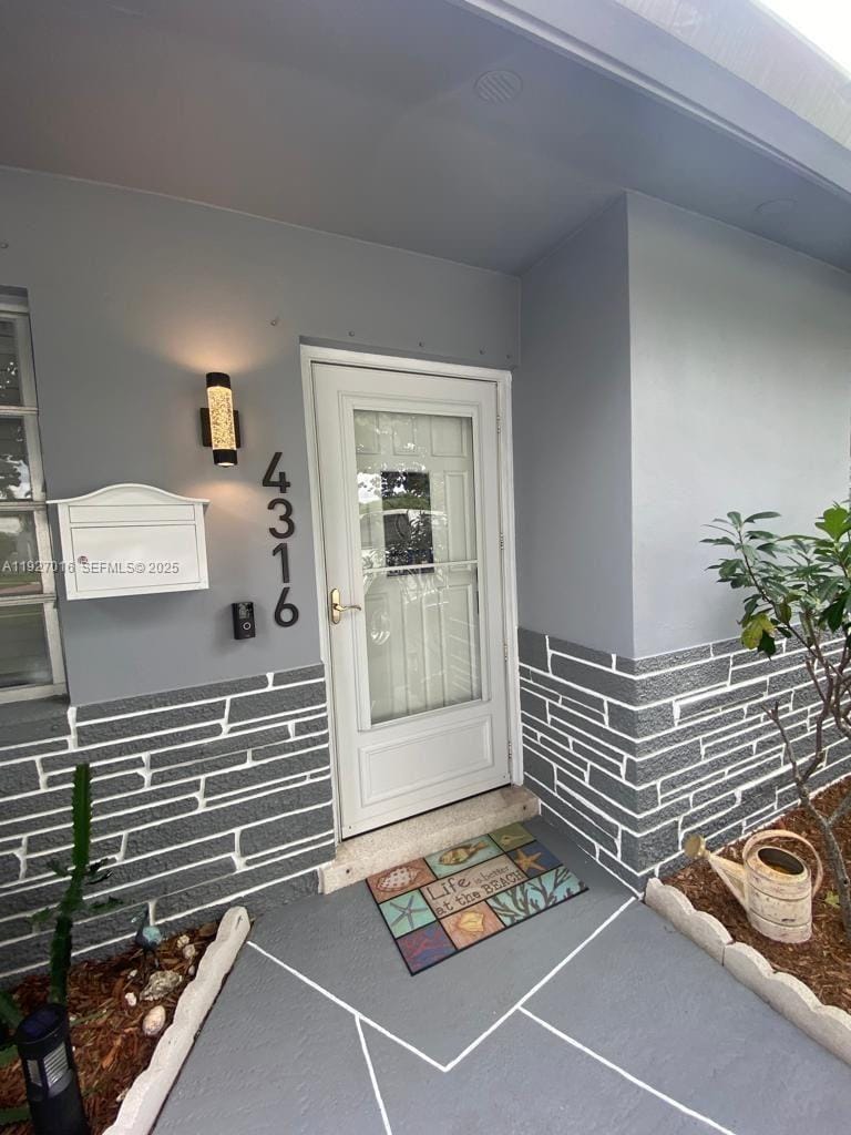 4316 Jackson Street, Hollywood, FL 33021 photo 3