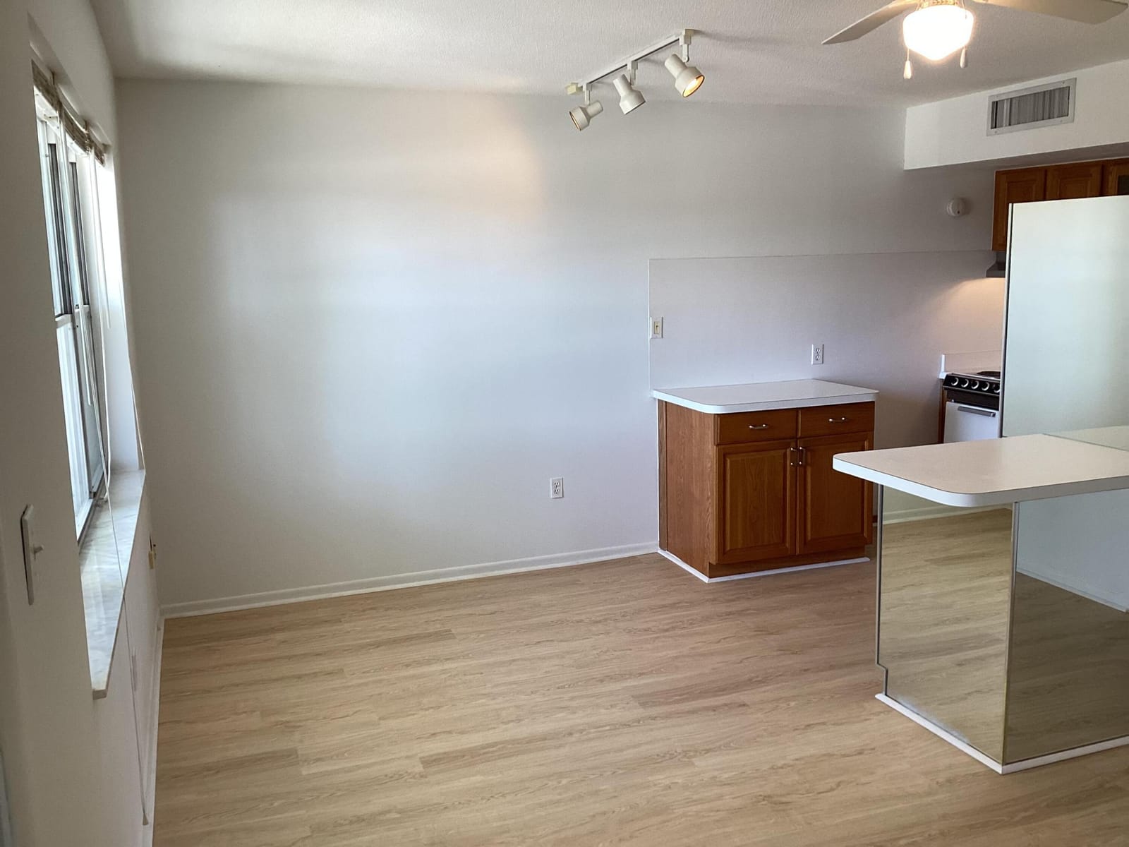 1200 Colonnades Drive 202 — photo 11