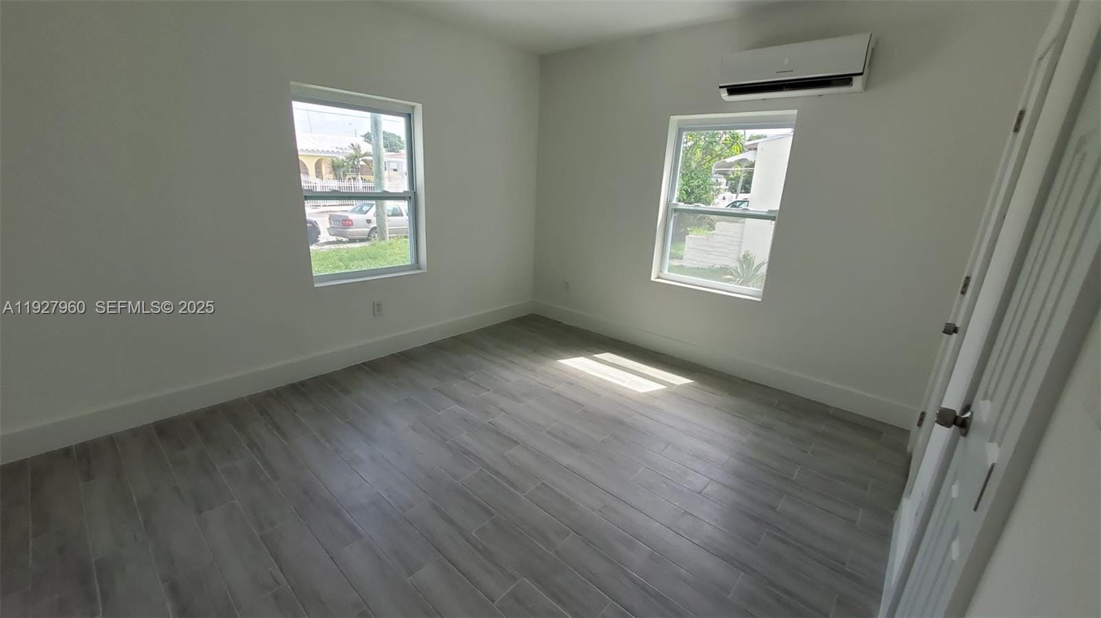 560 NW 53rd Street — photo 5