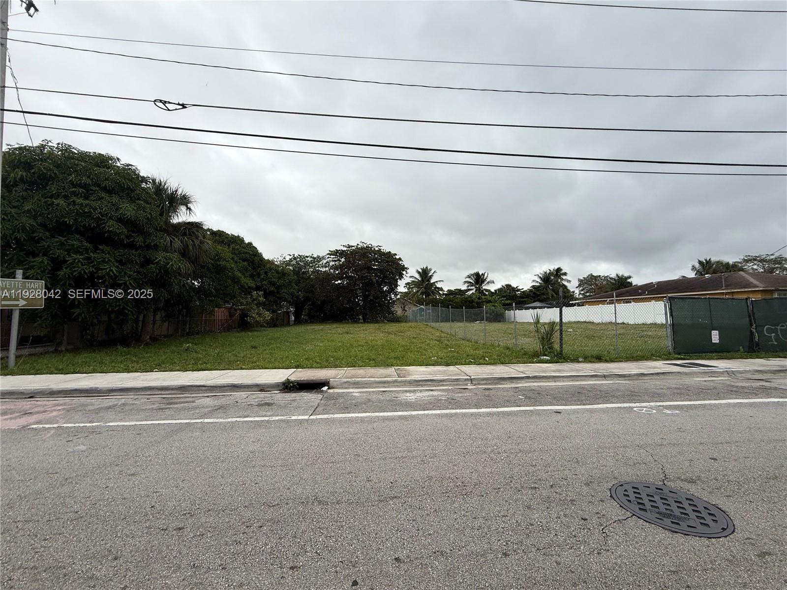 8 NW 8th Street, Fort Lauderdale, FL 33311