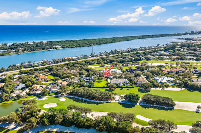 11802 SE Village Circle, sold in Jupiter Hills Village, Jupiter, FL