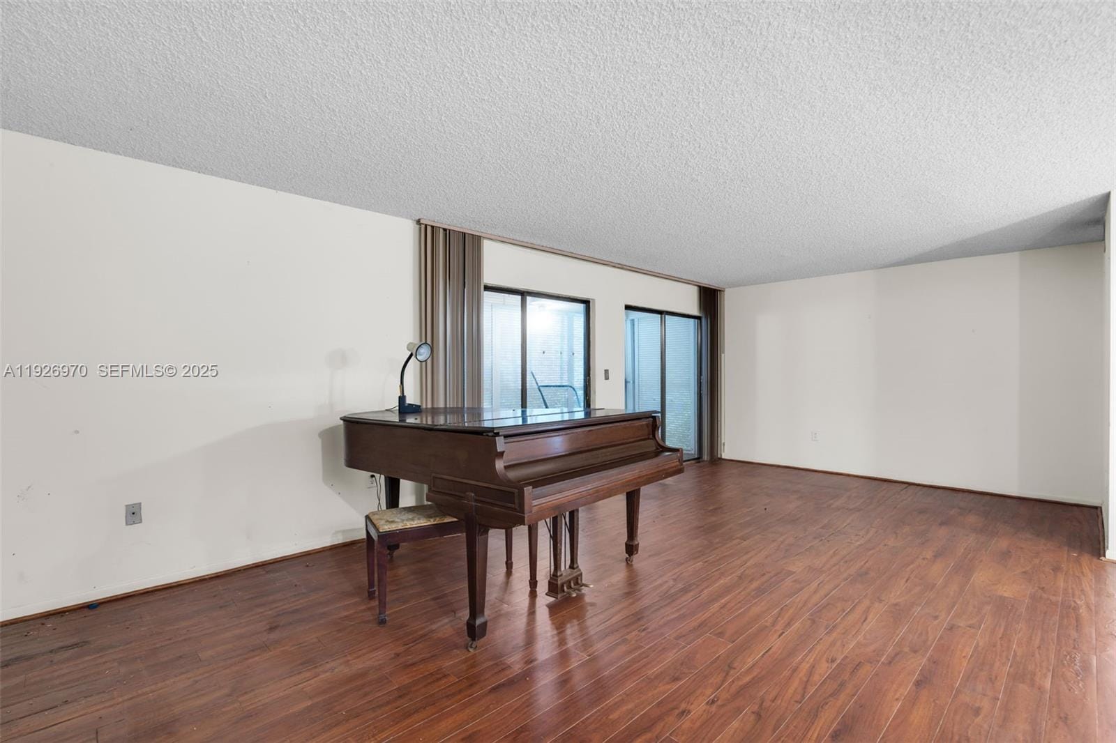 907 NE 199th Street 101 — photo 7