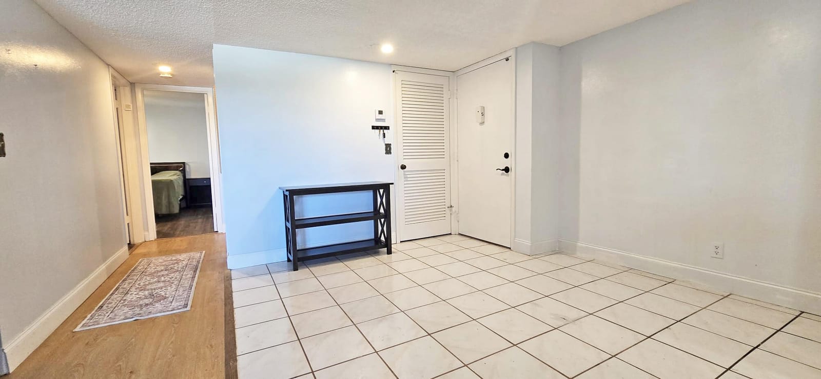 2601 Boundbrook Boulevard 206, Palm Springs, FL 33406 photo 9