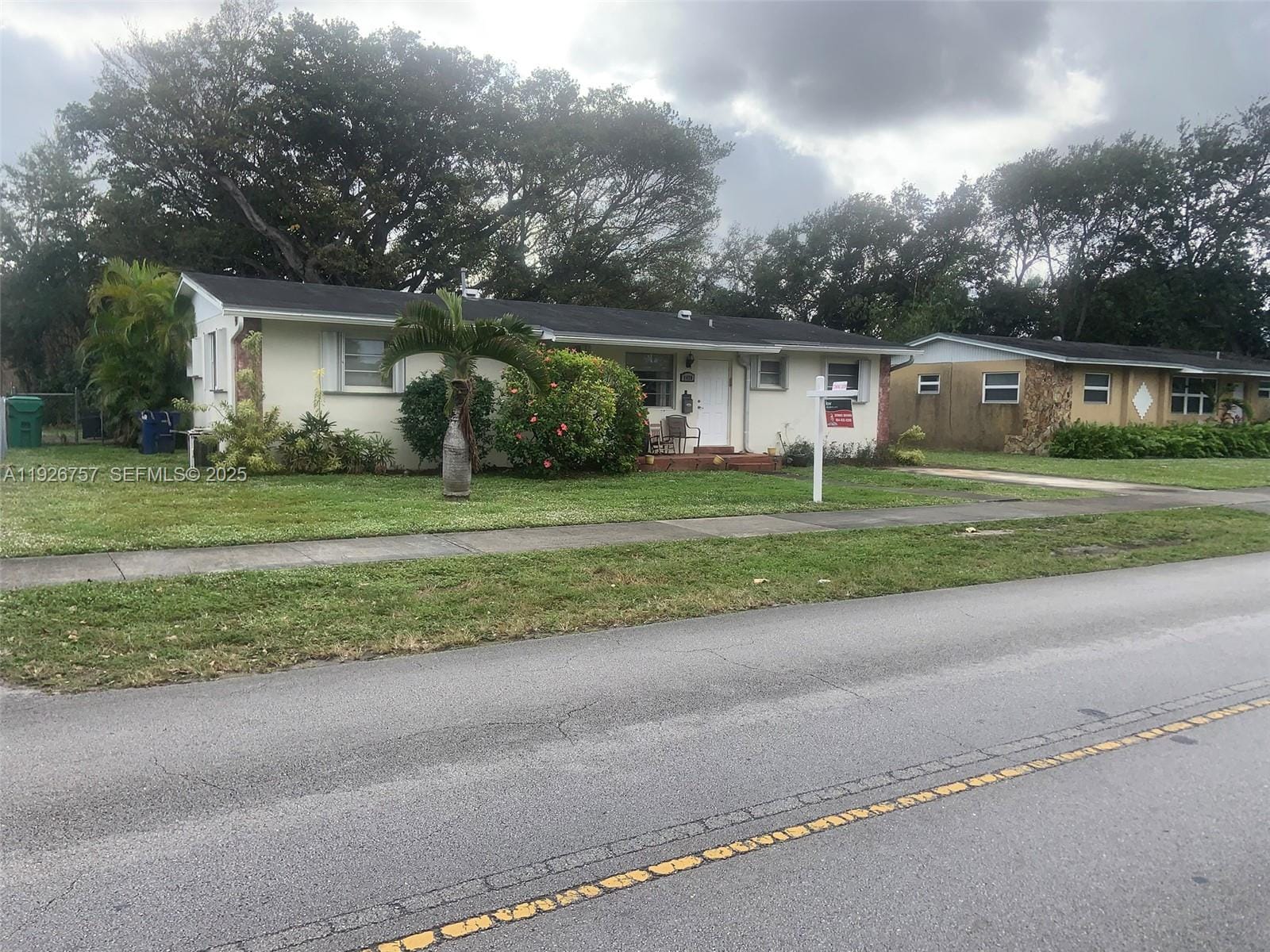 1420 North Drive, Miami, FL 33179 photo 2
