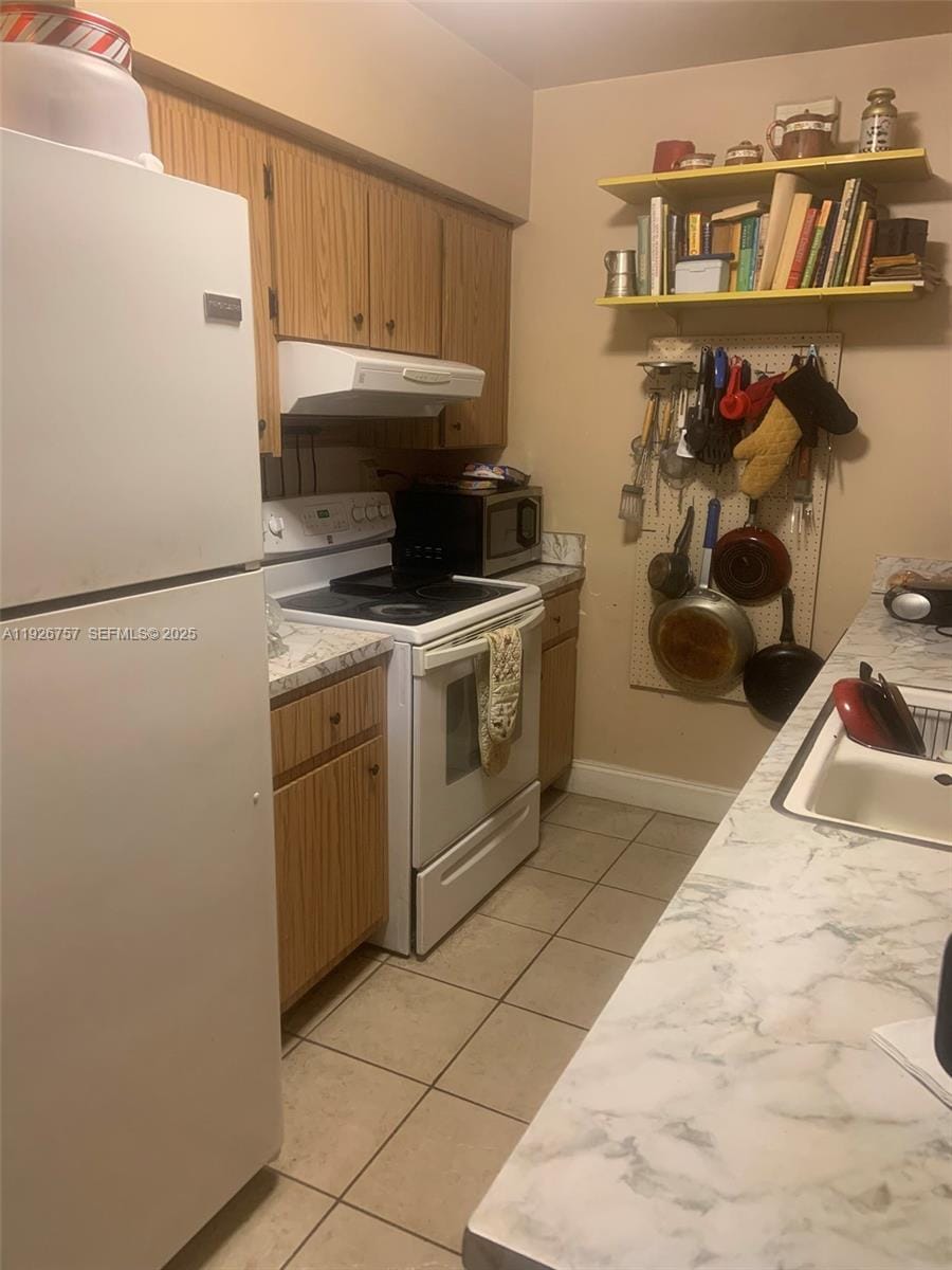 1420 North Drive, Miami, FL 33179 photo 18