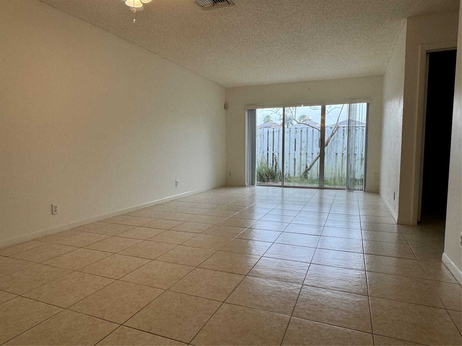 821 Crystal Lake Drive 1101 — photo 4