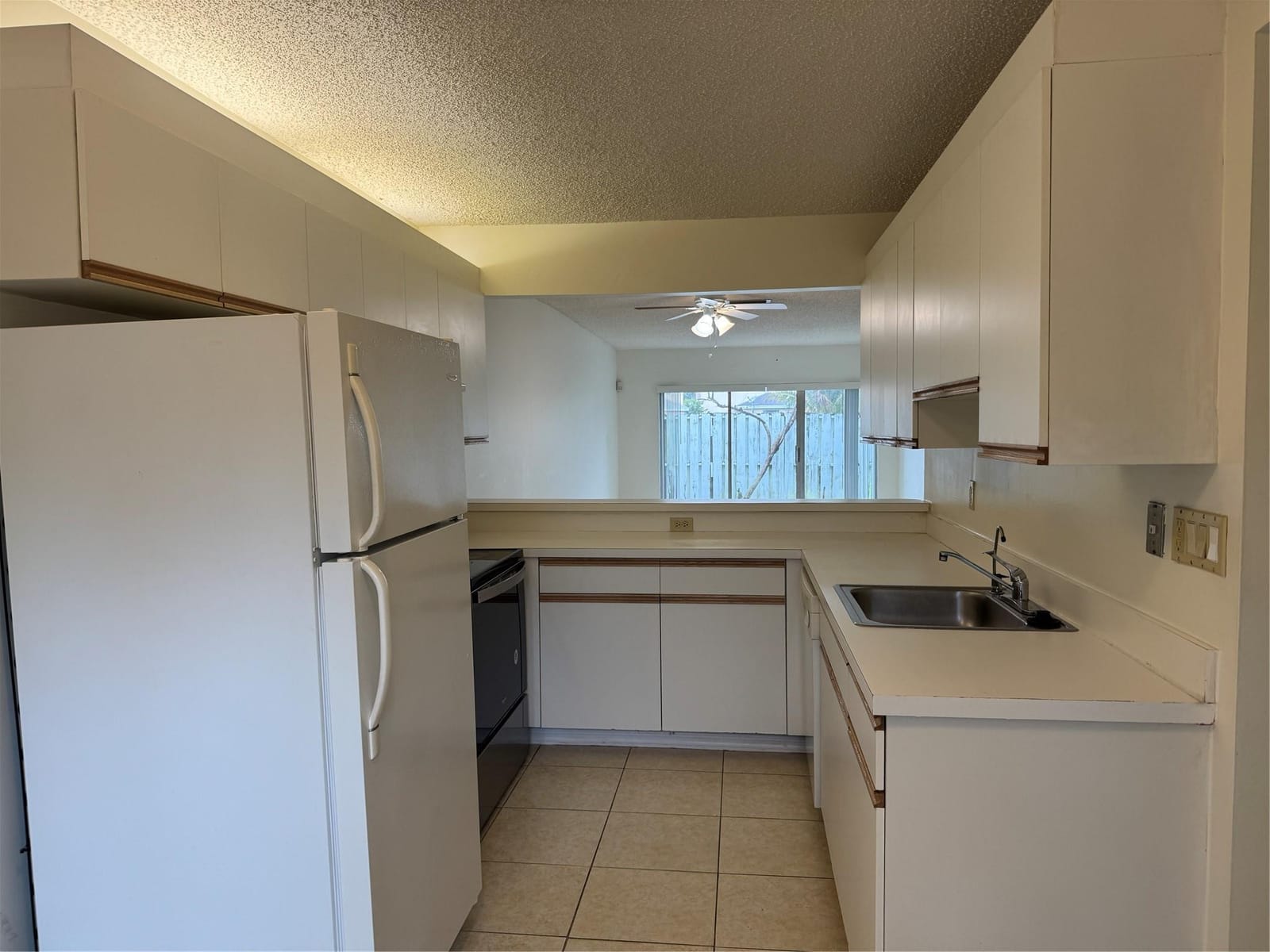 821 Crystal Lake Drive 1101 — photo 10