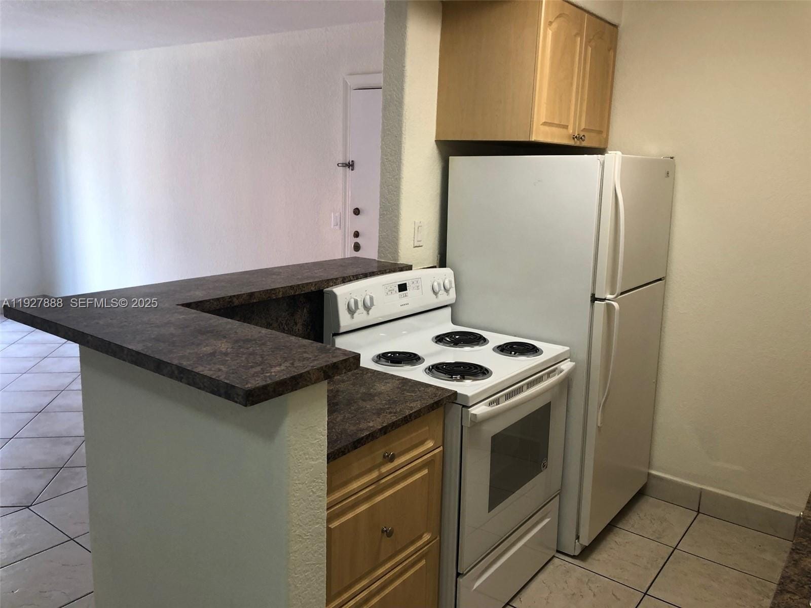 10744 N Kendall Drive M-16, Miami, FL 33176 photo 2