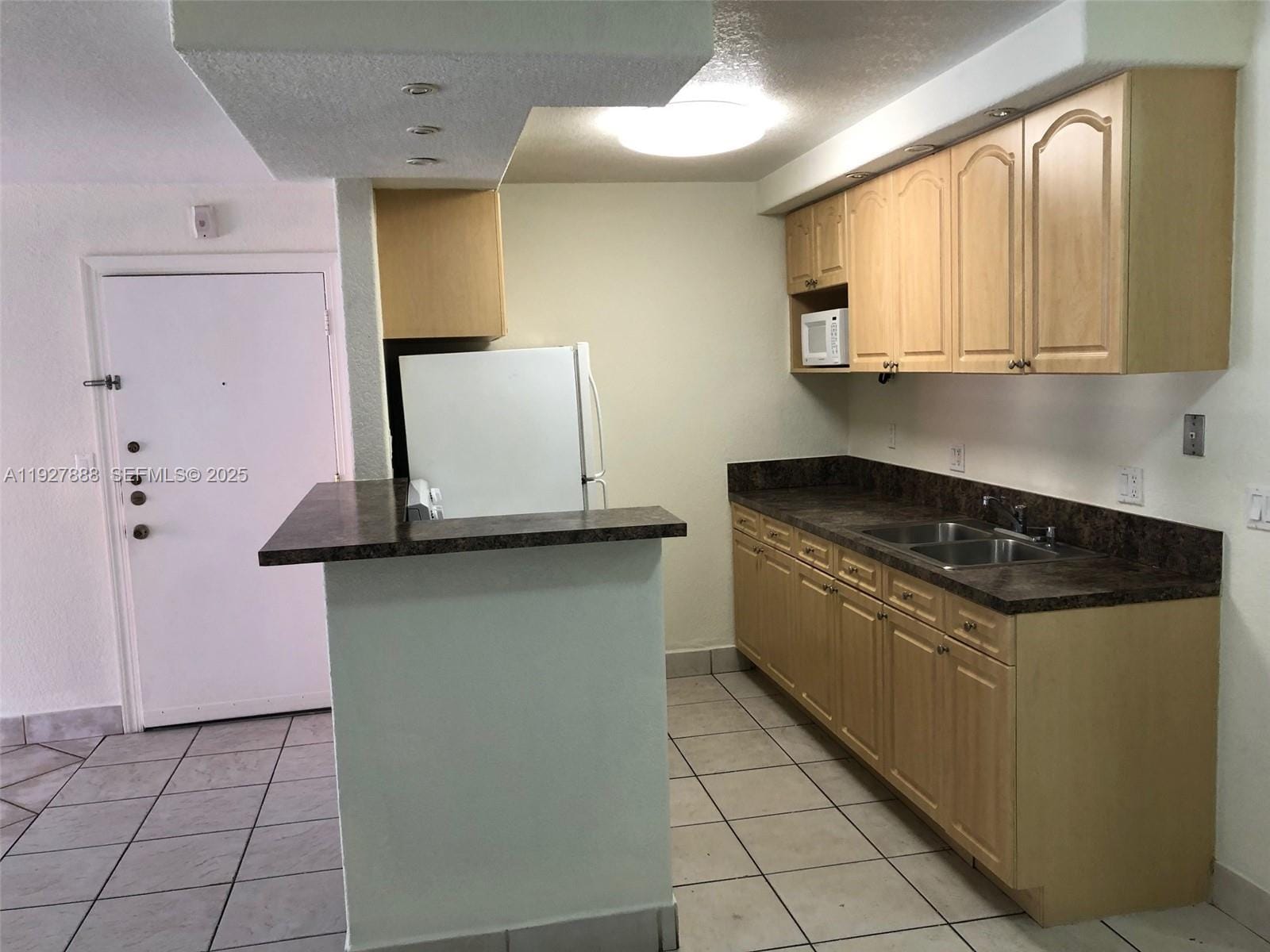 10744 N Kendall Drive M-16, Miami, FL 33176 photo 3
